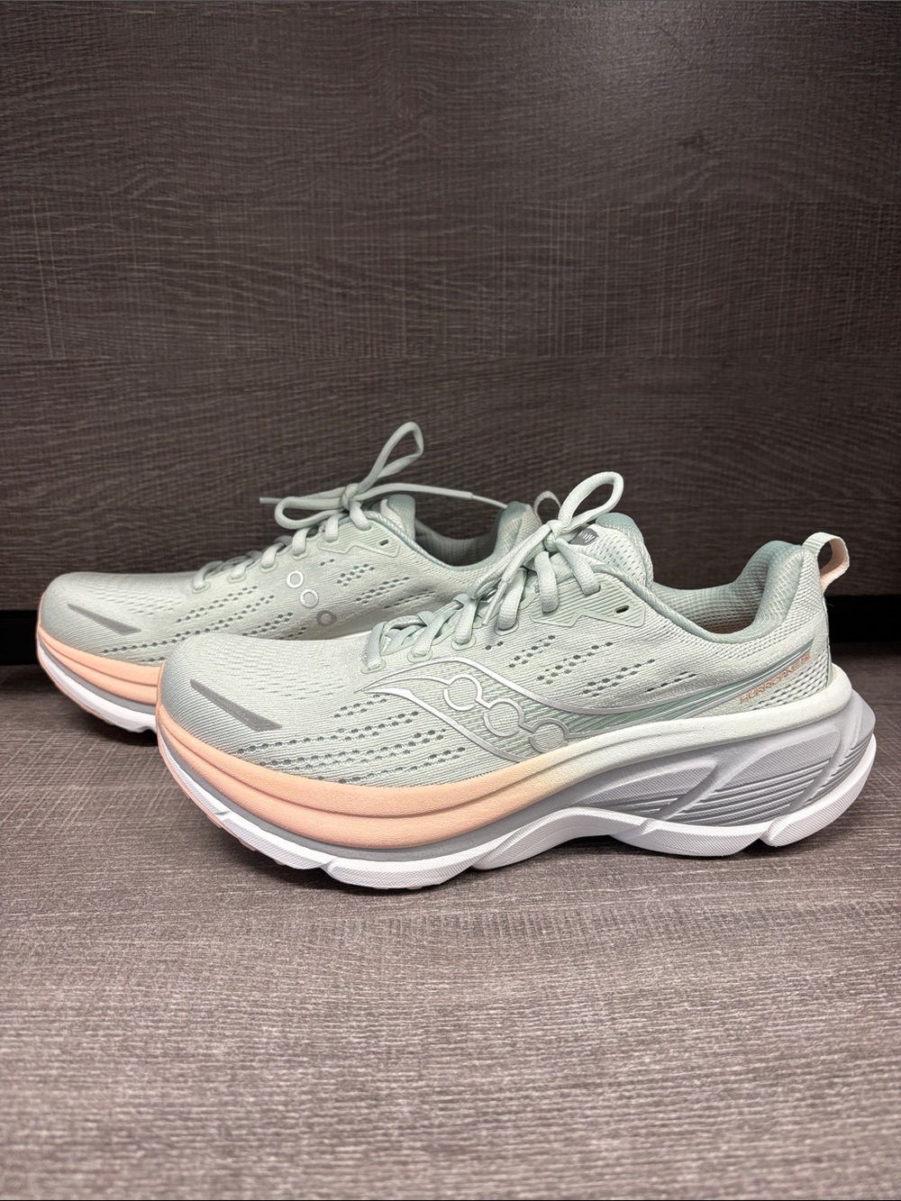Women's Saucony Hurricane 25 Running & Training Shoes (Mist/Cameo) - Size 10